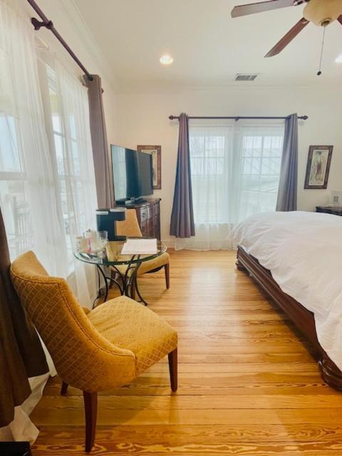 Emigrant'S Inn 弗雷德里克斯堡 外观 照片